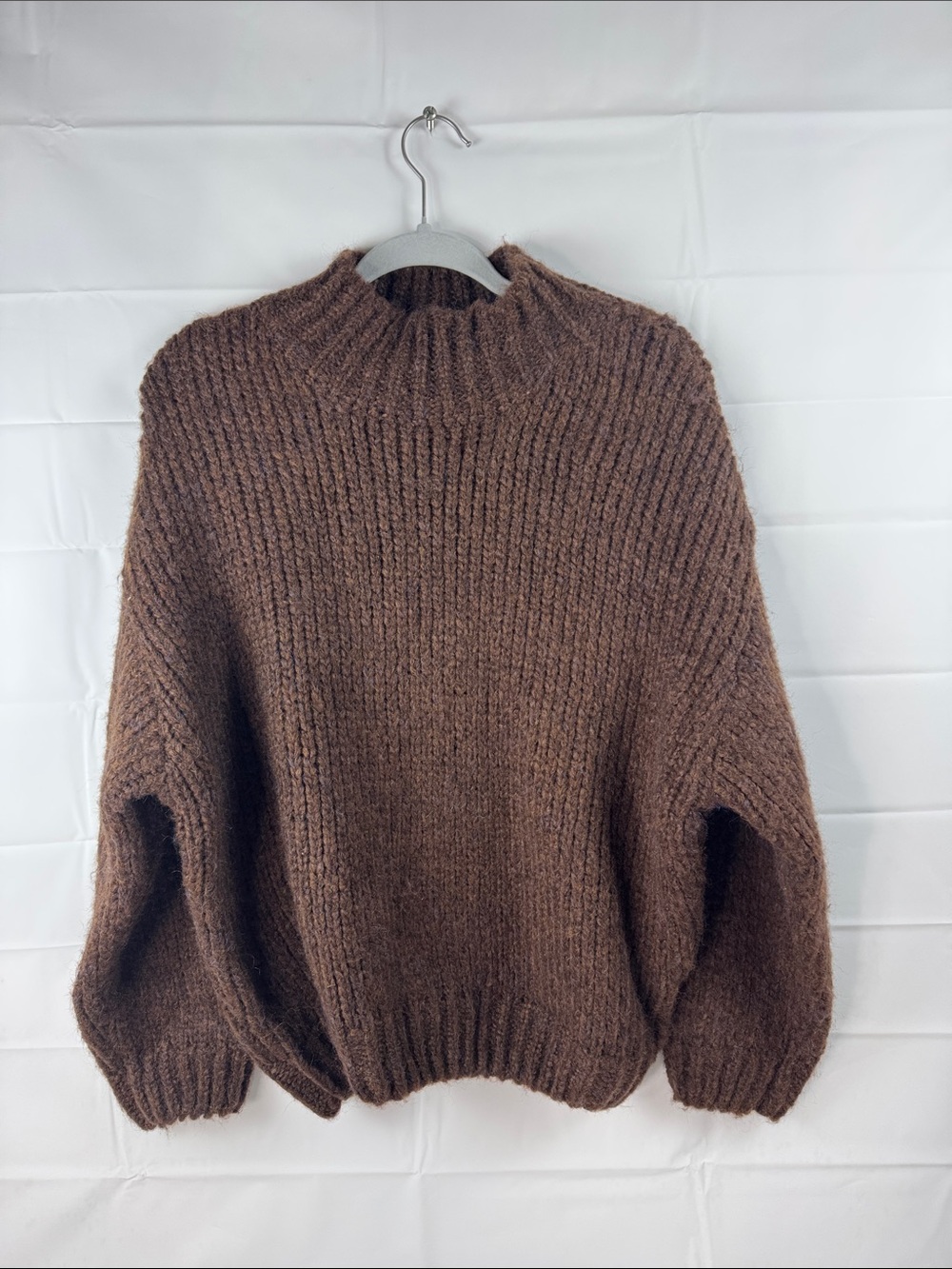 Brown Chunky Knit Mock Neck Oversized Sweater Balloon Sleeve Size Small